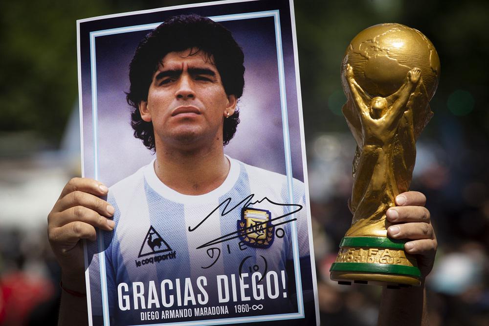 Galeria Maradona Despedida 6 NA