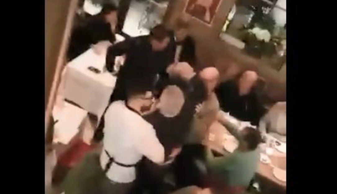 caputo escrachado