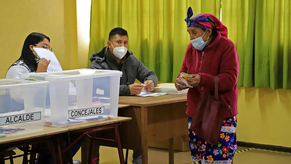 Megaelecciones en Chile by Teĺam