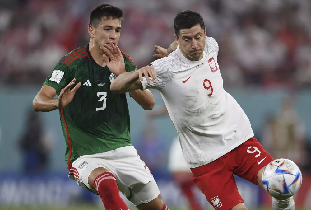 mexico polonia by telam
