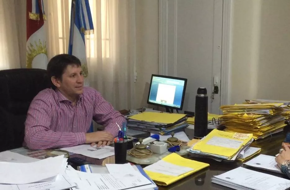 Esteban Bría by Facebook