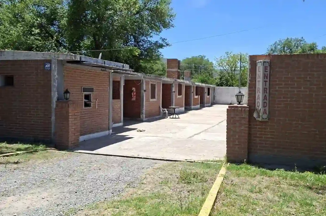 Hotel alojamiento de Valle Hermoso (La Estafeta Online)
