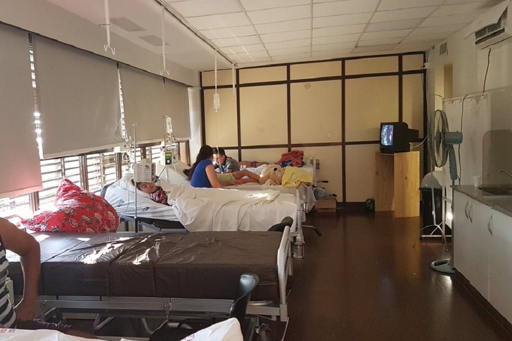 Hospital Infantil sin AC by @leoguevara80