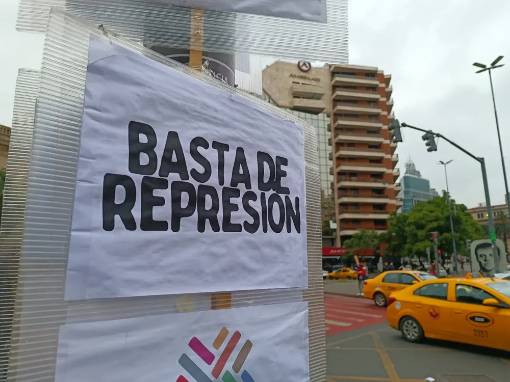 Manifestación gremial frente al Patio Olmos (Miriam Campos) 11