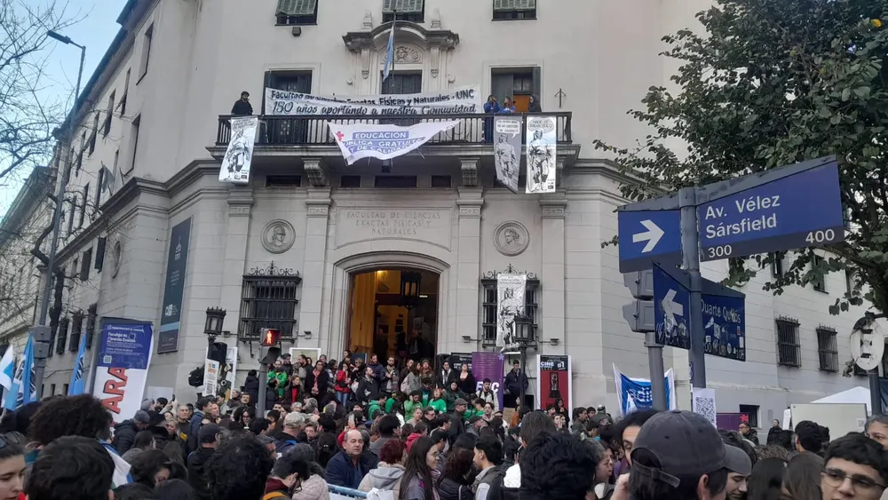 marcha universitaria LNM 14