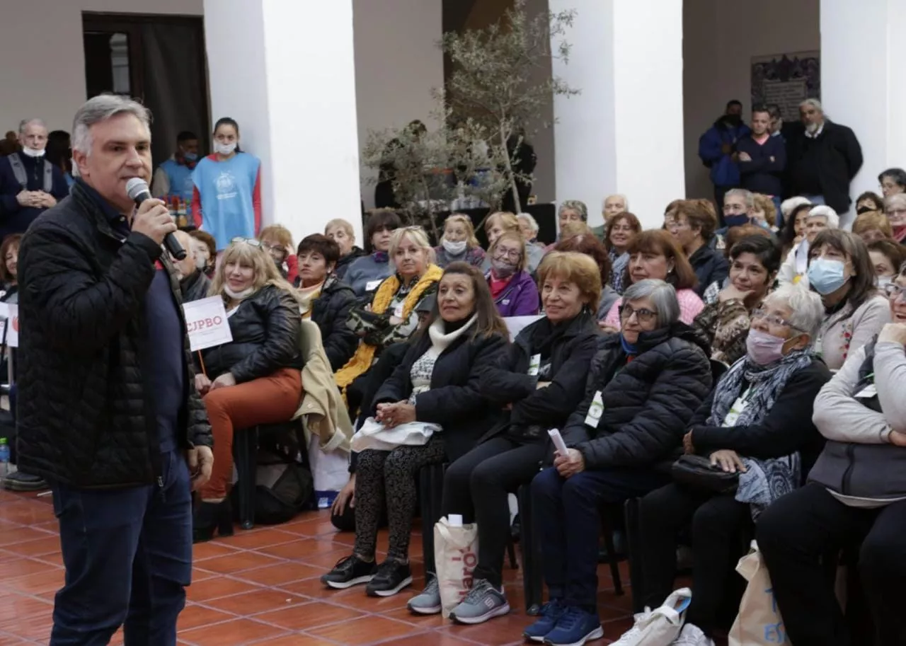 Inician los paseos del programa “ciudad de mis amores” para personas mayores