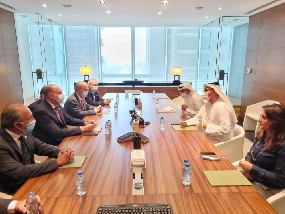 Schiaretti y Perotti en Emiratos by prensa Gobierno