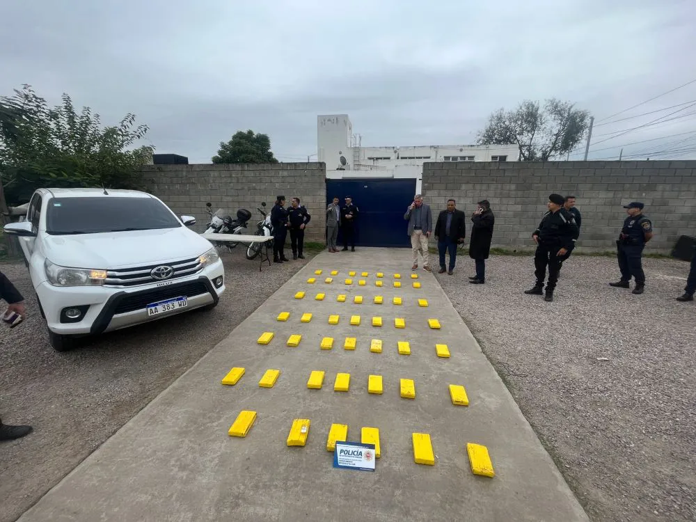 Procedimiento en Rosedal by Min de Seguridad