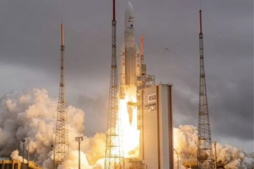 Satélite Lanzamiento
