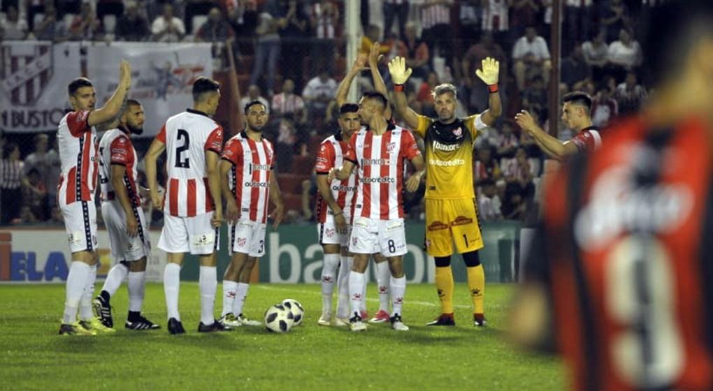 Instituto recibe a Santamarina, para mantener la racha