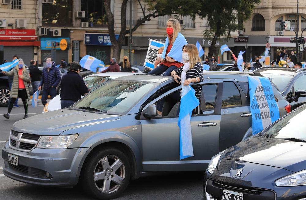 marcha anticuarentena by NA