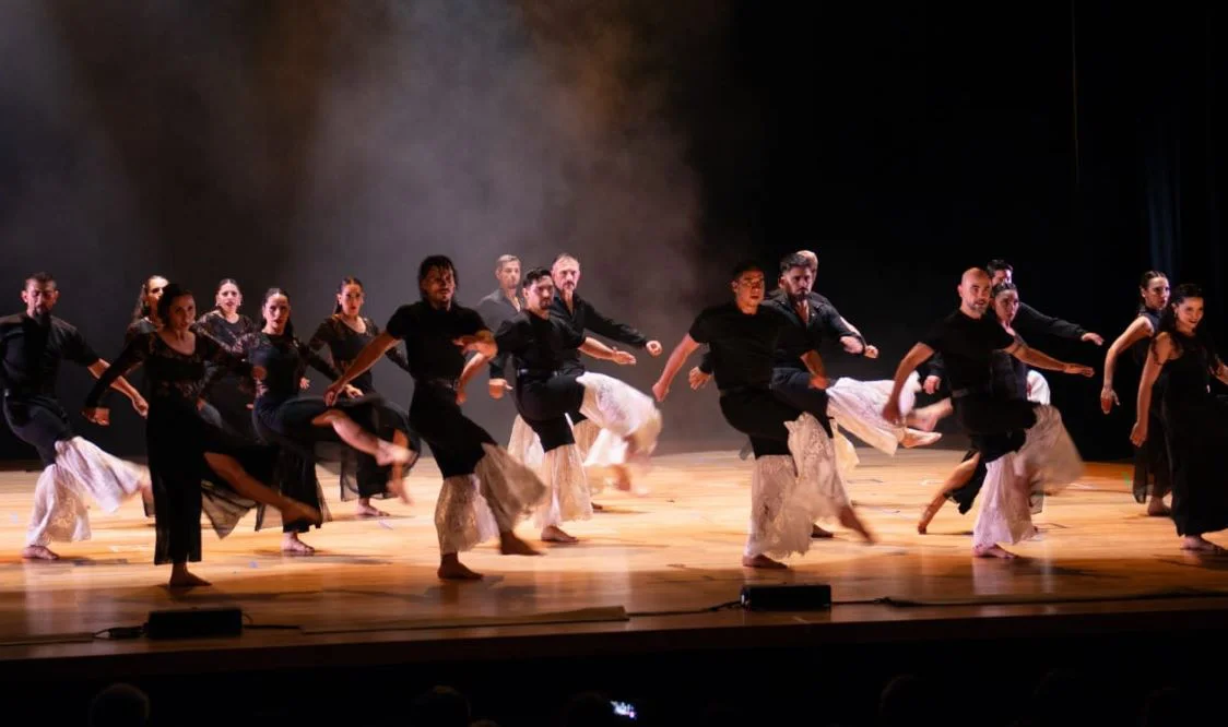 Gala patria en el Comedia