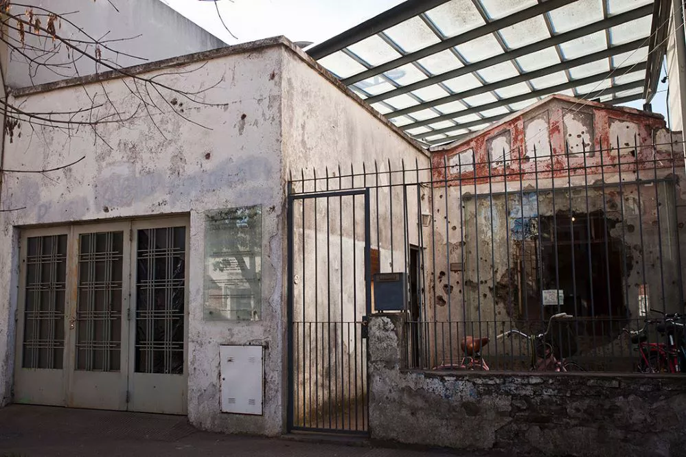 Casa Mariani Teruggi by Espacio Memoria