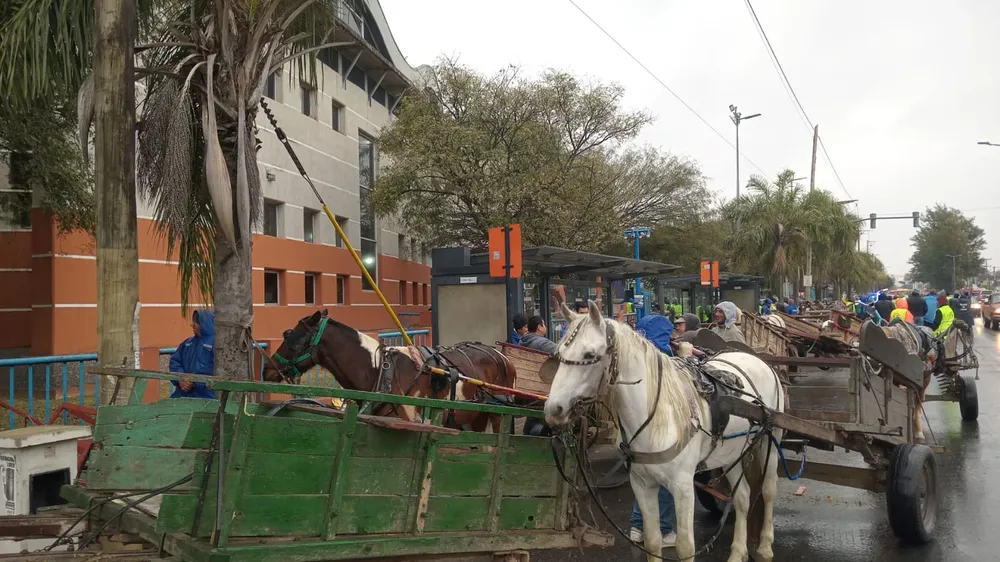 Reclamo de carreros en el CPC Ruta 20 (Coop La Igualdad) 04