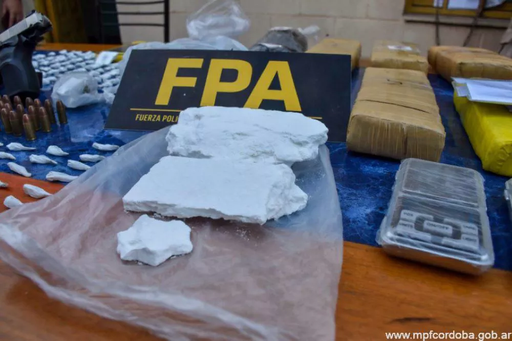 FPA incautación de droga by Prensa Policía de Cba