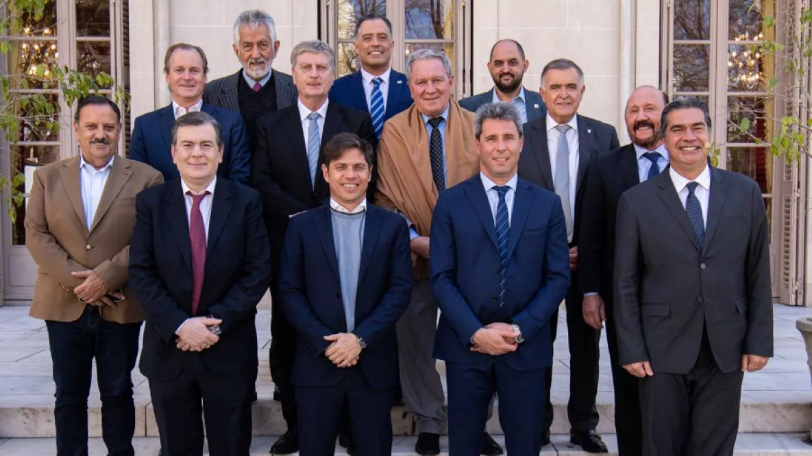 Liga de Gobernadores by Téla,