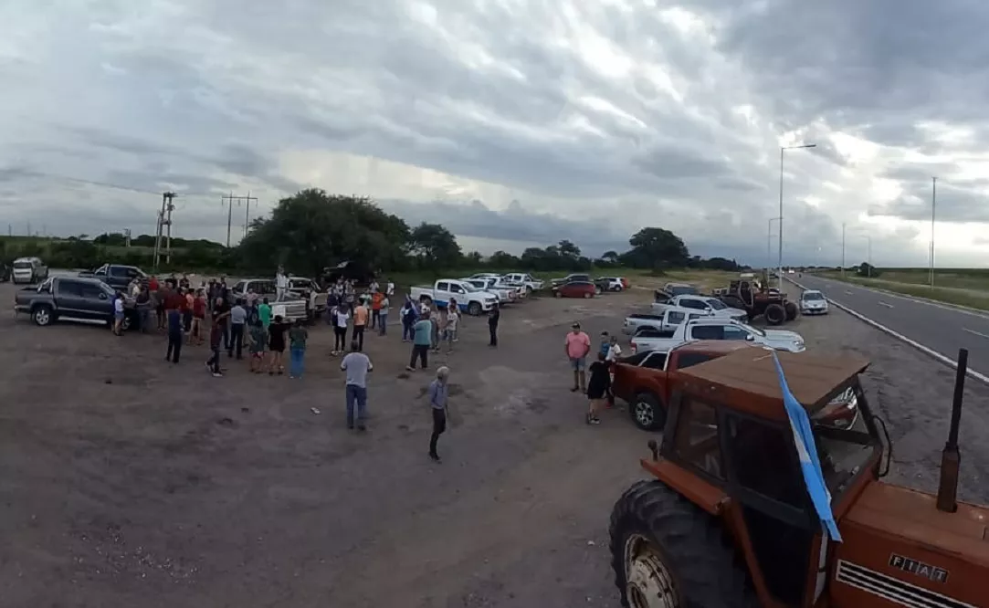 tractorazo-en-cordoba-Twitter @gabrielvenica