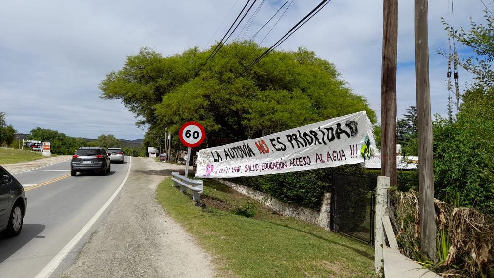 rechazo a la Autovía by FB Asamblea Paravachasca