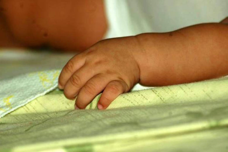 bebe maltratado