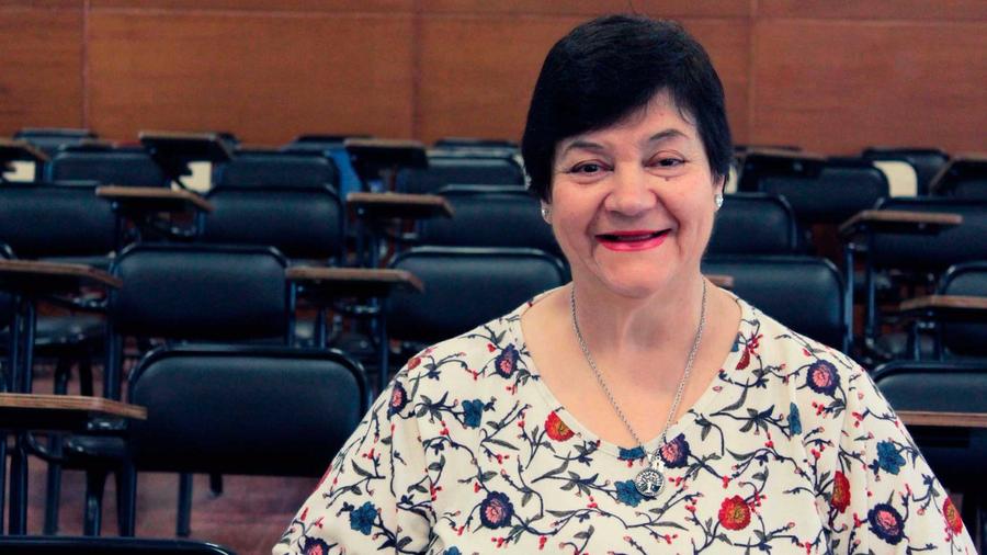 Olga Milés by Facultad Ciencias de la Comunicación