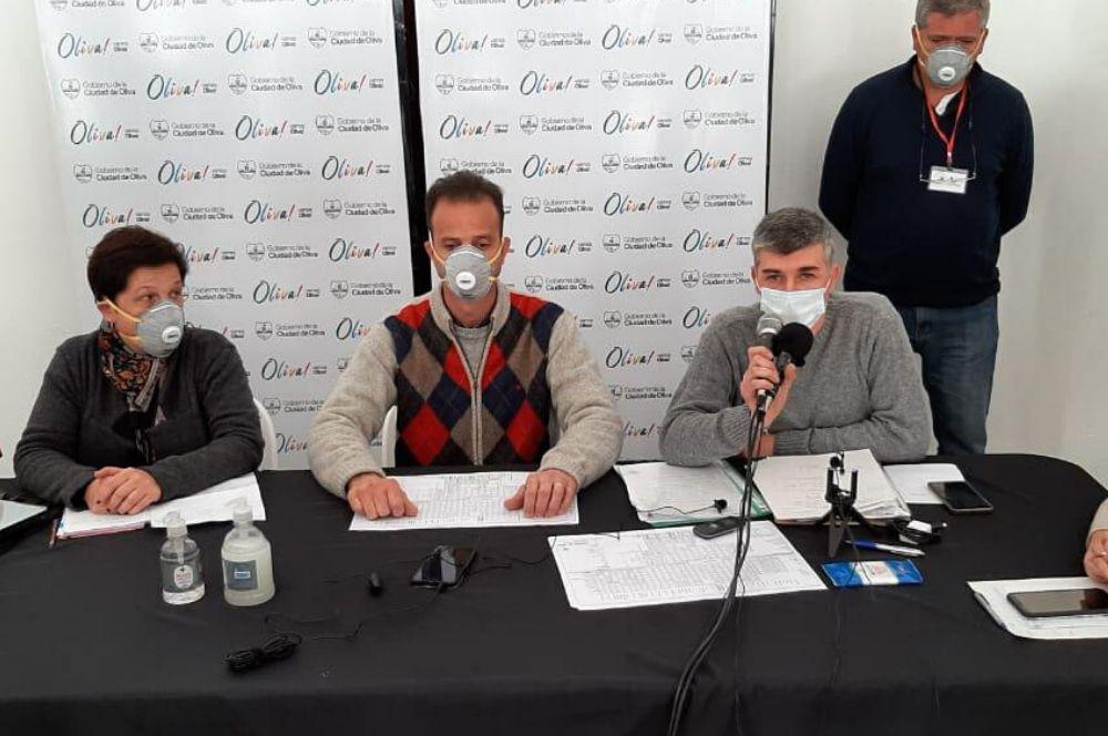 Conferencia de prensa COE Oliva gentileza