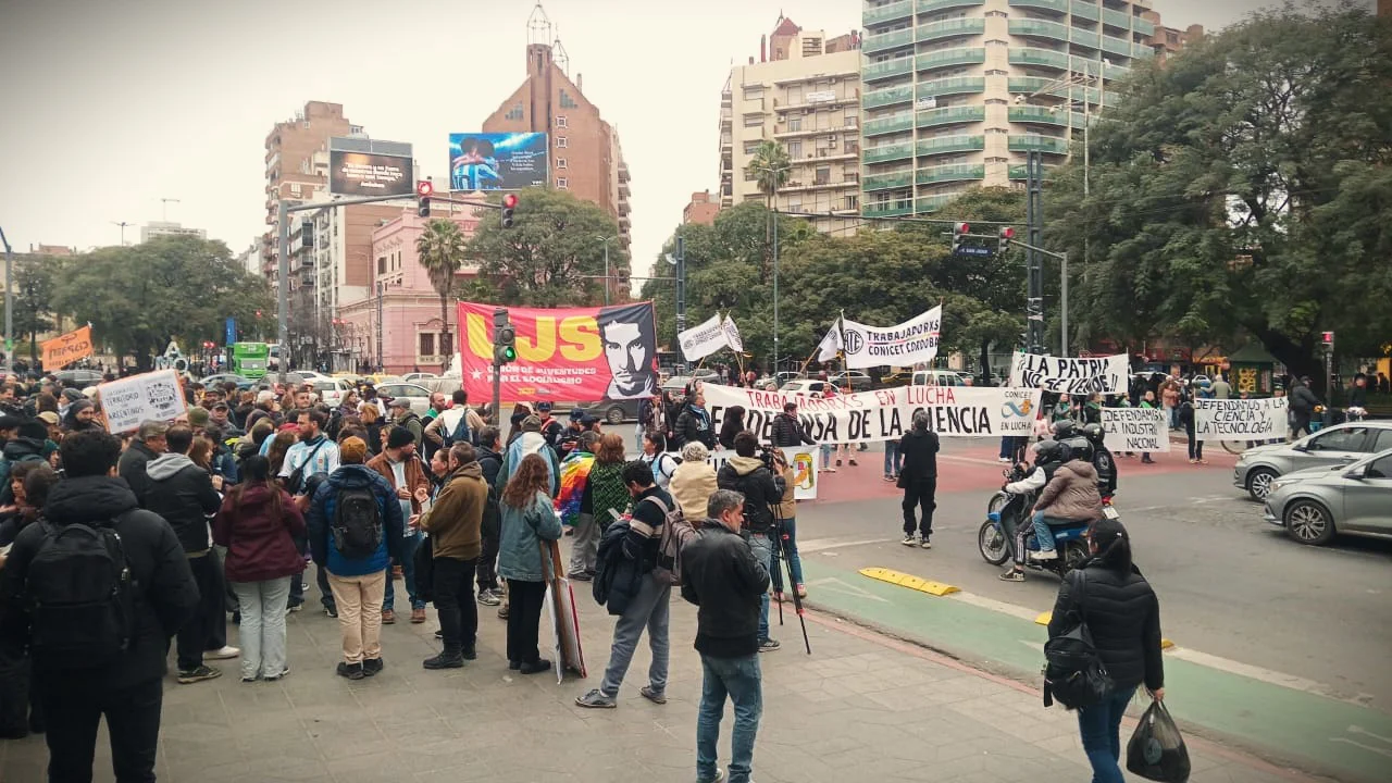 Marcha en defensa de la ciencia y la universidad (Mónica Hernández)