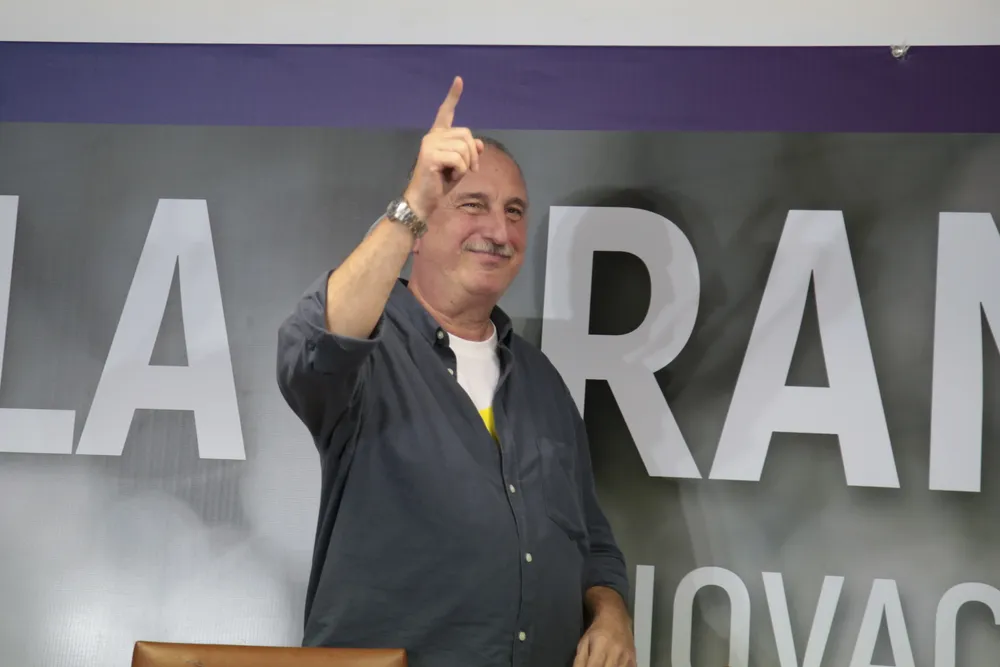 Passalacqua gobernador de Misiones by Télam