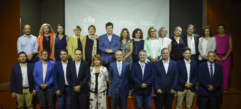 Ministros de Educación de todo el país (Horacio Ferreyra)