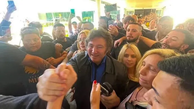 Milei llegó a Córdoba (gentileza)