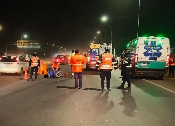 Falleció una motociclista en Circunvalación (Policía)