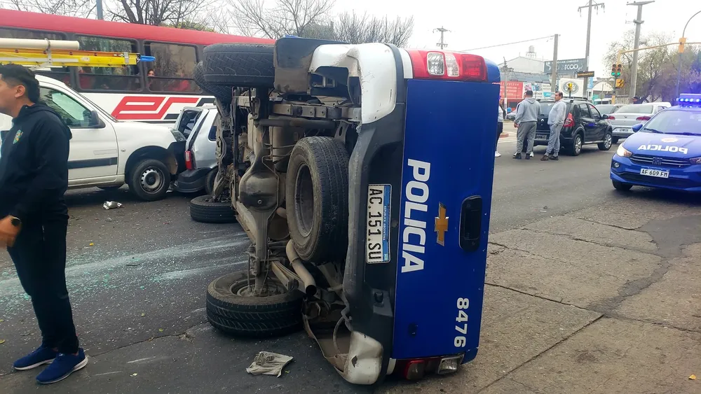Móvil policial choque by @leoguevara80