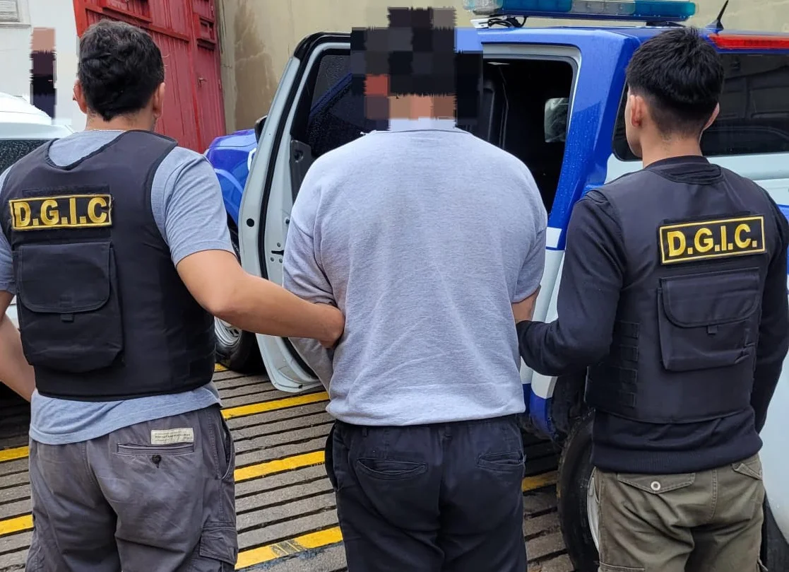 detenido por el asesinato de Vica Monteros by policía