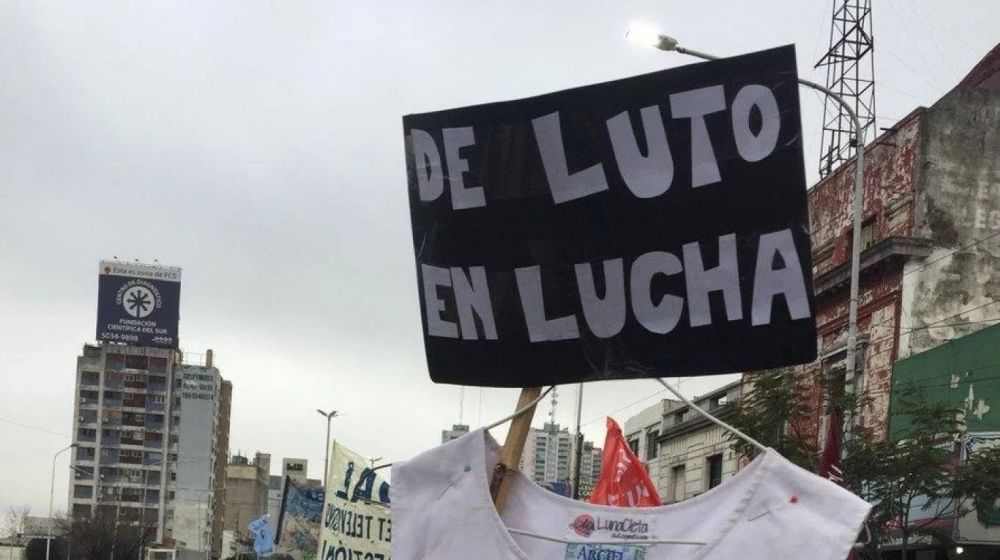 Educación luto lucha moreno docentes