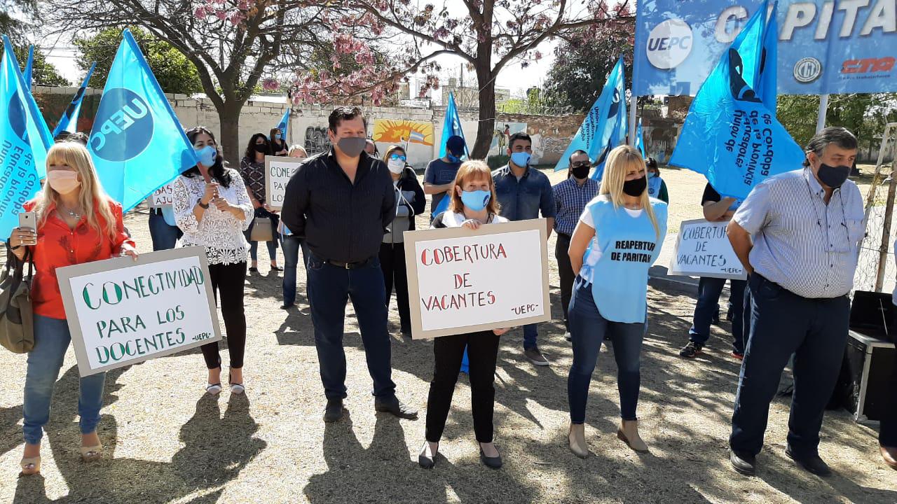 Uepc Día del Profesor Facebook 2