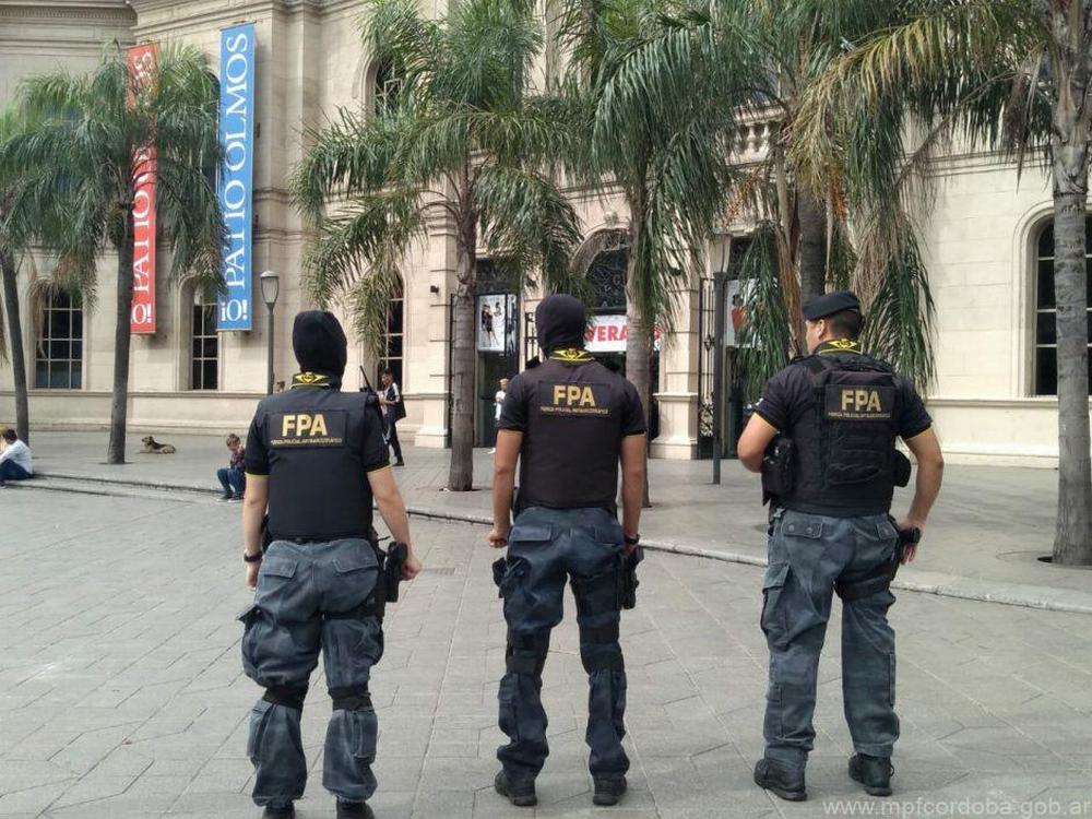POLICIA ANTINARCOTICO EN CBA