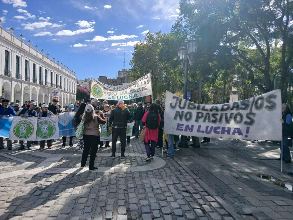 marcha de jubilados LNM