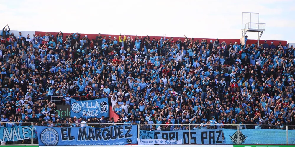Hinchada de Belgrano 2