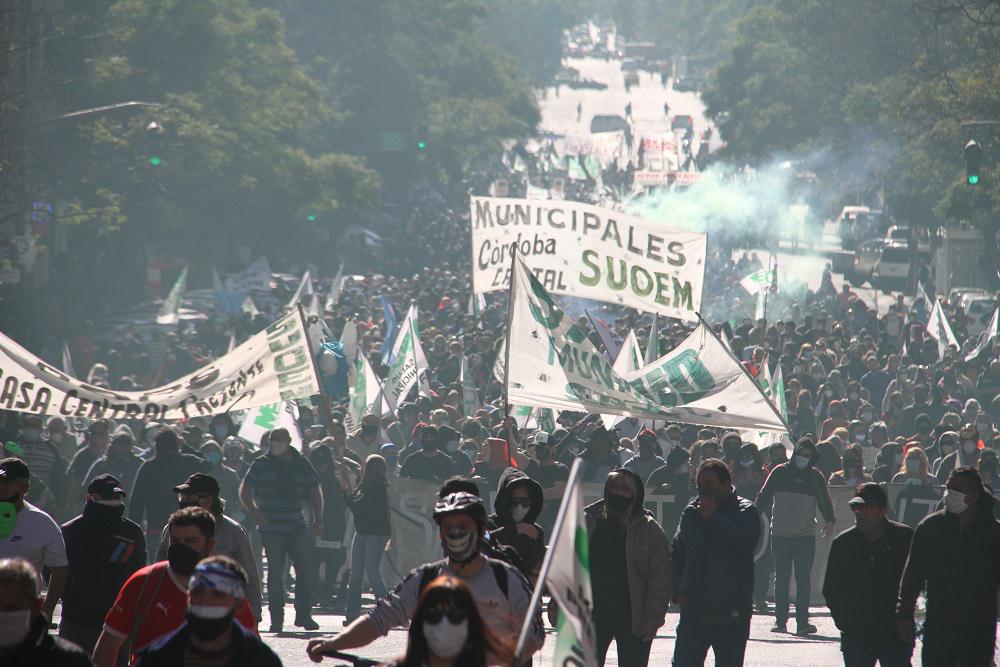 Marcha Suoem by prensa