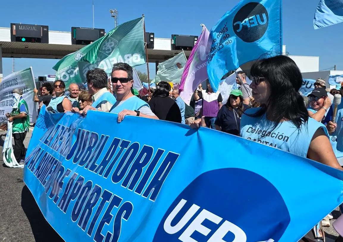 UEPC CONTRA el ajuste previsional