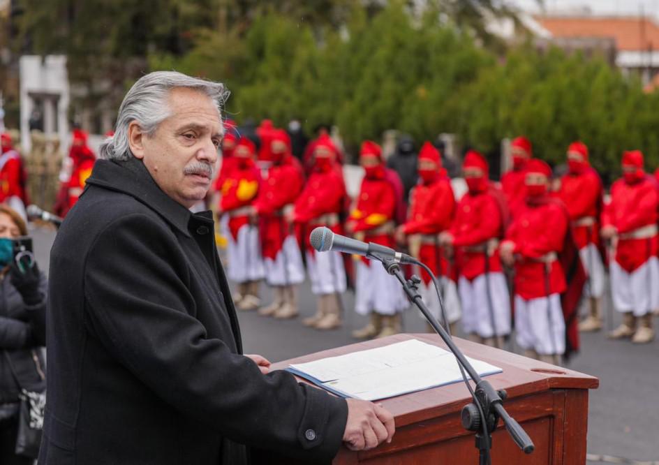 Alberto Fernández por Güemes en Salta by Télam