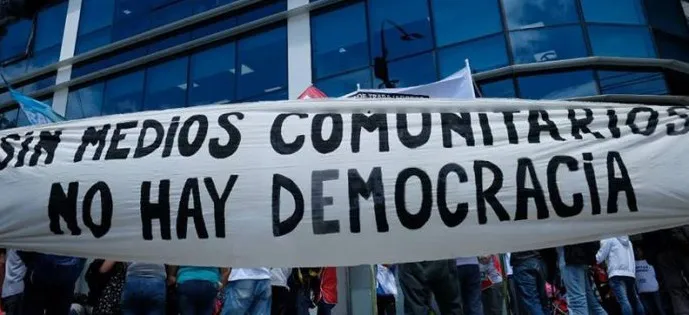 Medios comunitarios by gentileza