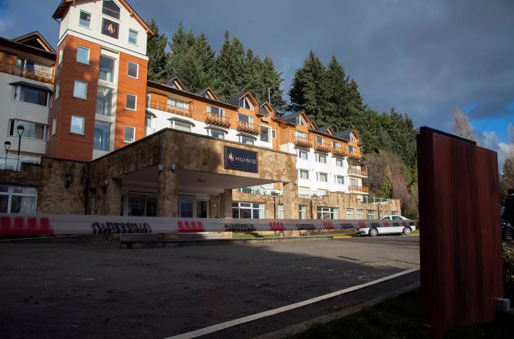 hotel alud bariloche by Télam