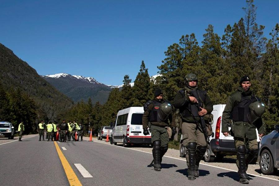 represion macri gato