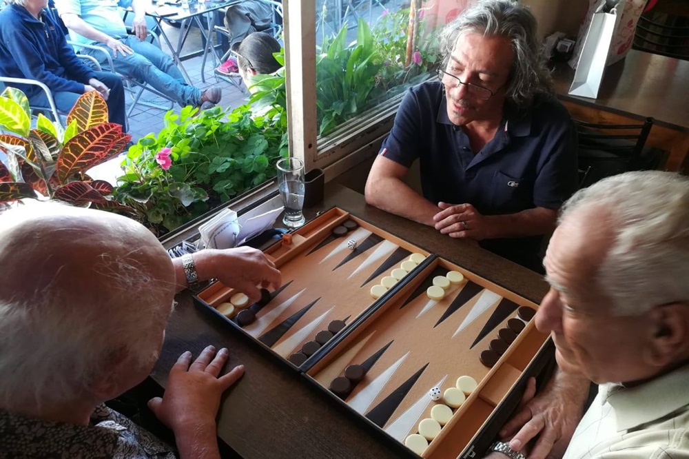 backgammon