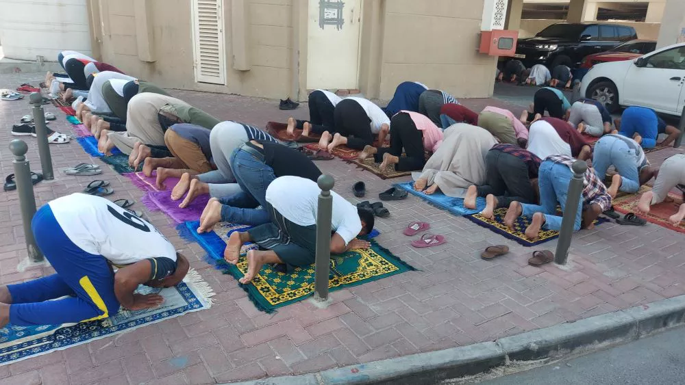viernes de oración en qatar by Jelic