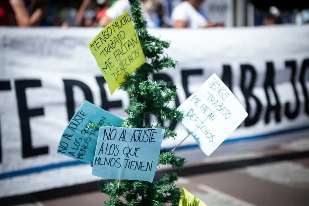 Marcha contra el Ajuste by @Utepoficial