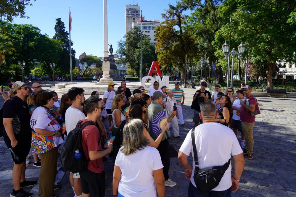 Turismo en la ciudad by Municip Cba