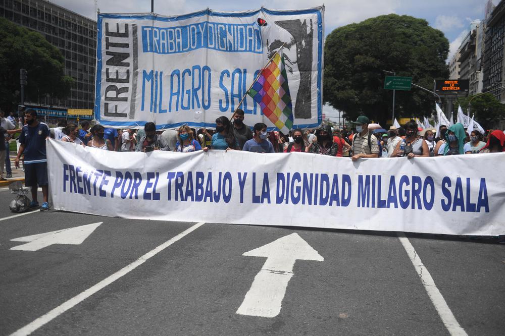 Marcha liberación de Milagro Sala Telam 1
