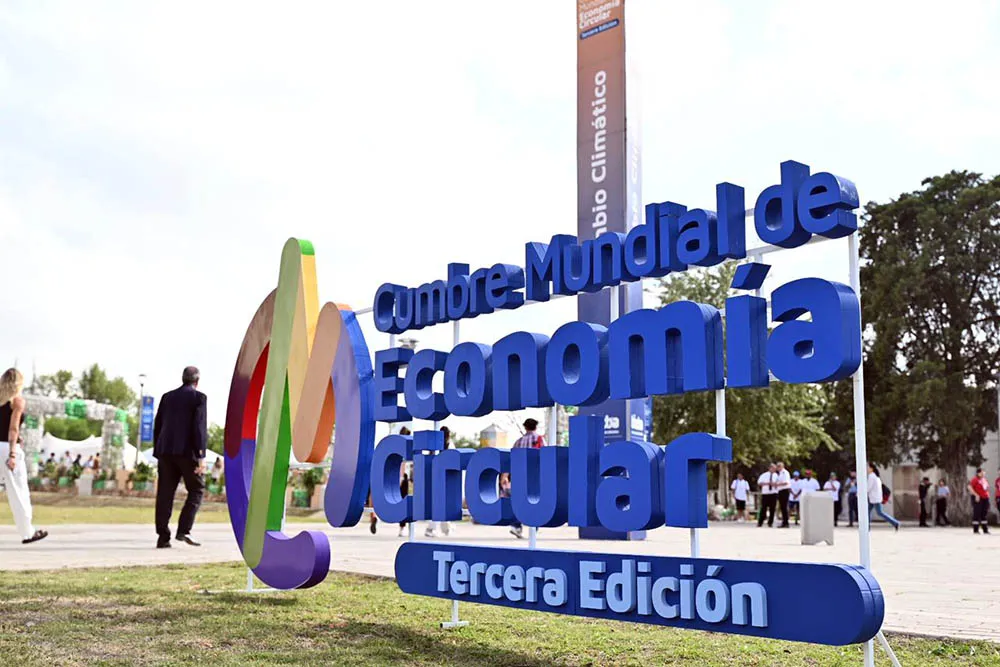 cumbre economia 300005