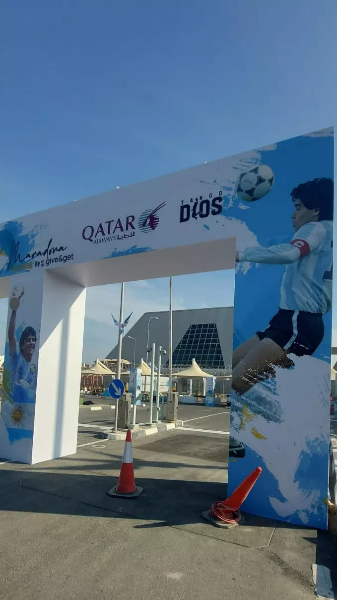 Diego Maradona tiene su fan fest en Qatar, con mucho vuelo